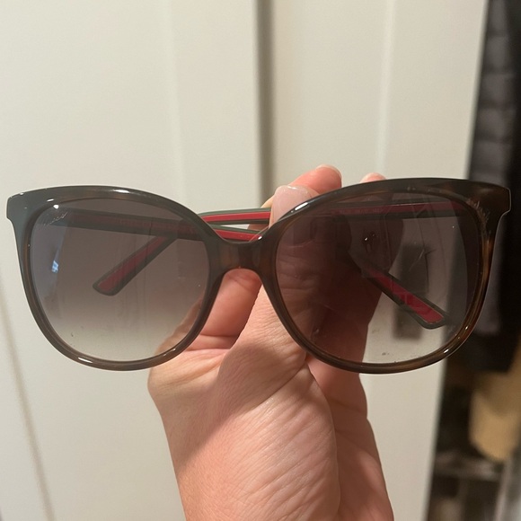 Gucci sunglasses from Italy - Picture 2 of 7